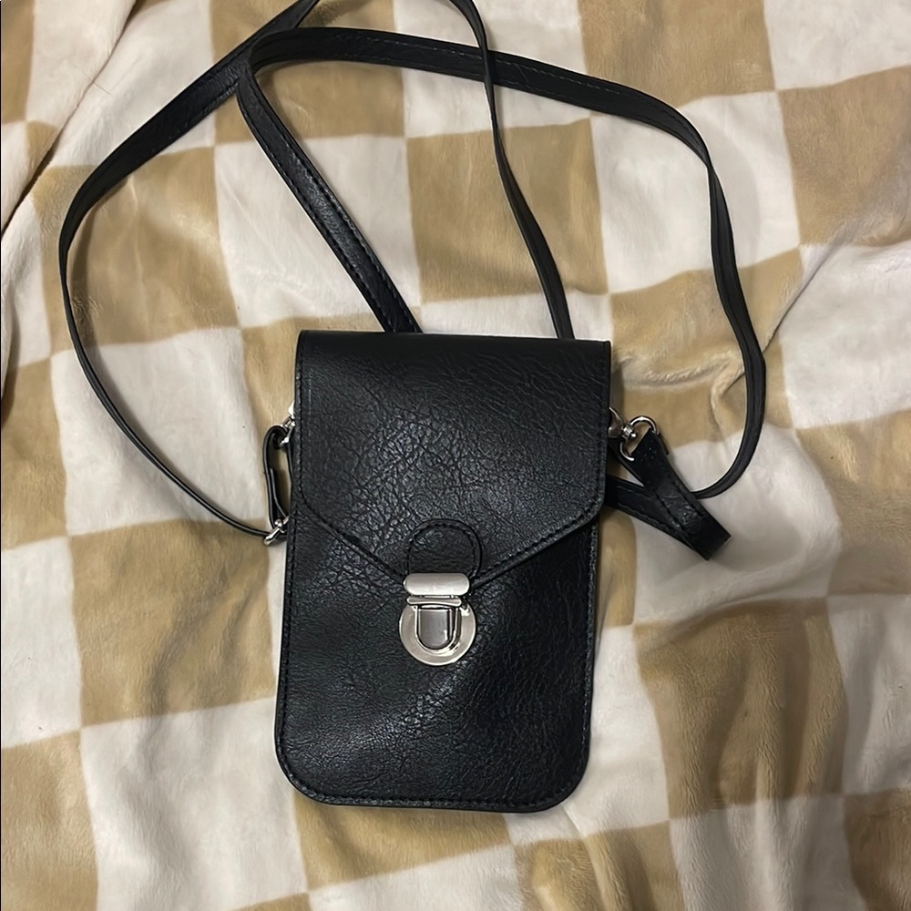 Elegant Black Leather Crossbody Bag